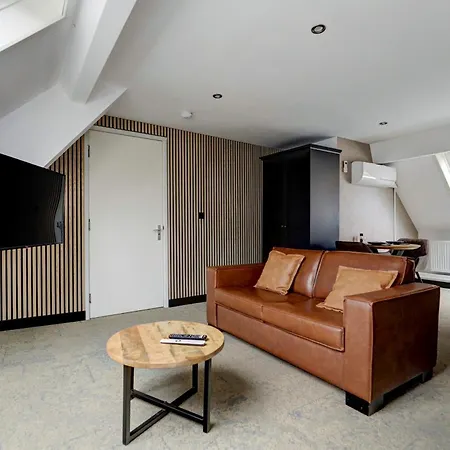 Hotel Buren *