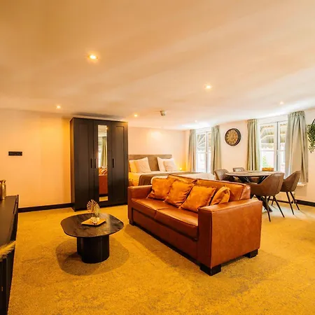 Hotel Buren *