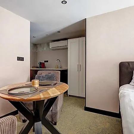 Hotel Buren * Buren (Gelderland)
